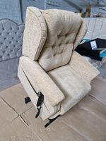 Chair - XL Oaktree Mobility Seminar Harmony Rise & Recline Chair