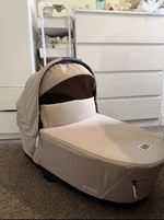 Cybex Priam Luxury Carry Cot 2025