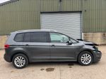 VOLKSWAGEN TOURAN SE 2018 - 67 PLATE