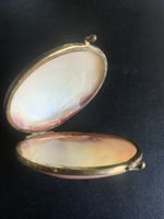 White Clam Sea shell Brass Hinged Snuff Pill coin Jewelry Trinket Box natural