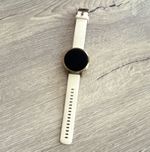 Garmin Venu 4 GPS Smartwatch 41mm White/Silver Silicone Strap