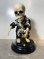 Gemmy Grooving Ghouls Skeleton Dancing Light Up RARE 07-08 “Groove Line”VIDEO