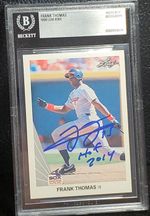 1990 LEAF FRANK THOMAS "HOF 2014" AUTOGRAPHED ROOKIE CARD (BECKETT) 8514