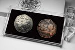 Cased Pair of SOLAR SYSTEM Titanium & Bronze Commemorative Coins. Space/Earth