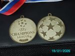 MANCHESTER UNITED 1999 CHAMPIONS LEAGUE MEDAL - C/W RIBBON.