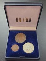 NETHERLANDS VINTAGE HBU BANK WILHELMINA 3 COIN SET.  INC. 1930 SILVER 1/2 GULDEN