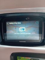 TomTom RIDER 550 Motorcycle Navigator with mounting bracket. Fully updated.