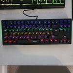 USB TECKNET EMK01451 LIGHT UP MECHANICAL KEYBOARD FOR GAMING OR TYPING
