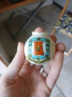 Collectable Arcadian China Miniature Vase Gravesend Crest