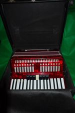 Stephanelli 96 bass piano Accordion red