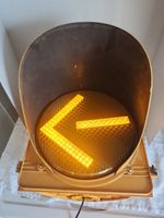 "TCT" TRAFFIC CONTROLS TECH;Yellow Traffic Signal ARROW Light; Plug-In Cord