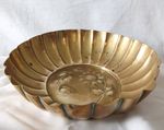 Vintage Brass Scallopped Edge Floral Brass Bowl Sunflower Detail 21cm Diameter