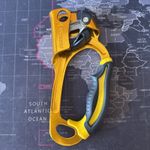 Petzl Hand Ascender Climbing Caving Mountaineering Aborist Tool Excellent Cond