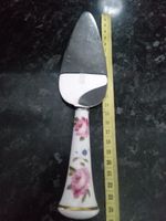 Vintage Royal Worcester fine bone china cake server Royal Gardenpattern