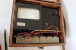 LO OHMER Meter in wooden box V 137  9.5x5.5x11"