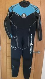 Waterproof W50 5mm Men's XL Wetsuit RRP £350.00