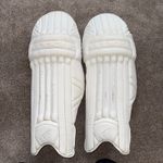 TNF Cricket Pads - Lightweight And Durable Leg Guards and in good condition