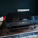 Toshiba ST-200 Black Automatic Turntable 33/45RPM Stereo RCA w/ Dust Cover