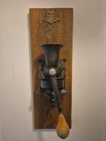 Cast Iron Vintage Spong No1 Coffee Grinder - Wall Mounted On Oak 
