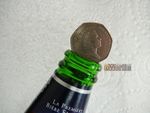 MAGIC  TRICKS        50p  COIN  IN  THE  BOTTLE   illusion