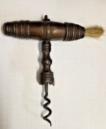 Unusual Antique Hardwood Corkscrew Henshall type  Direct Pull with Brush.
