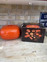 Vintage/Retro - Tito Picnic Master Set in Orange 1970’s 