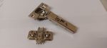 25 X Blum 110° Soft Close Hinges With 5mm Screw In Mounting Plate 71B3550