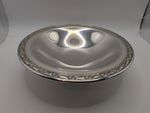 Oneida USA Silver Plated Footed Serving Bowl Embossed Floral Border Vintage 19cm