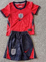 England kids Football Kit Age 4-5 in very Condition Check my page