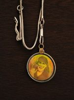 Rare Vintage 1980s Shirdi Sai Baba Glass Holograph Necklace pendant. Saint hindu