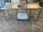 Glasswash station with Basket bay