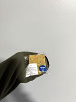 Milk chocolate kinder blondies (pack of 6)