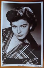 PICTUREGOER PHOTO POSTCARD JOAN RICE