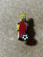 ABERDEEN VINTAGE ENAMEL FOOTBALL SUPPORTERS BADGE