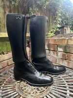 Vintage Black Leather Gaiters .