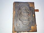 Antique Holy Family Bible The Rev Matthew Henry by John G Murdoch London 1878