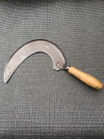 VINTAGE GARDENERS LAVENDER TRIMMING HOOK.
