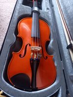 Yamaha Violin V5 1/4 Size with Bow, Case, and Shoulder Rest