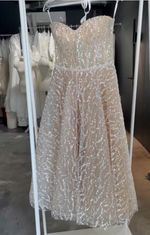 wedding dress size 6-8 used