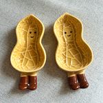 Set of 2 Peanut-Shaped Ceramic Dipping Sauce Dishes, Beige/Brown, Glossy
