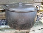 Antique Cast Iron 4.5 Gallon Cooking Pot & Lid - By A Kenrick & Sons West Brom!!