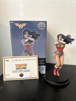 RARE:Wonder Woman  Defender Gamestop Exclusive Collectible Statue 3,910 of 5,000