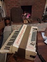 * Scarlatti 48 Bass Piano Accordion with Straps Please Read Description 
