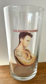 ROBBIE WILLIAMS PINT SIZE BEER GLASS