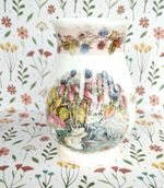 Brambly Hedge Autumn Small Gainsborough Vase