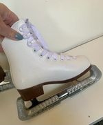 Graf Davos Gold Youth Figure Ice Skates UK 12.5 White + Carry Bag & blade covers
