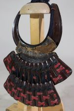 NODOWA w/HONKOZANE MENDARE of YOROI (armor) : EDO : 11.0 × 9.1 " 600g