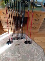 Set of 14 men's R/H clubs; Callaway X18 clone Irons, 3* Hippo Woods, Wilson putt