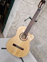 Ortega RCE138SN Electro-Classical Guitar Cutaway. Immaculate Condition