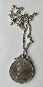 Queen elizabeth II and philip 1947 1972 wedding anniversary coin silver necklace